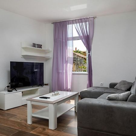 Top Central Apartments Пула Екстериор снимка