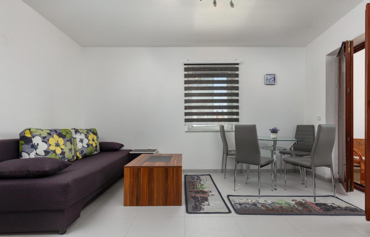 Top Central Apartments Пула Екстериор снимка