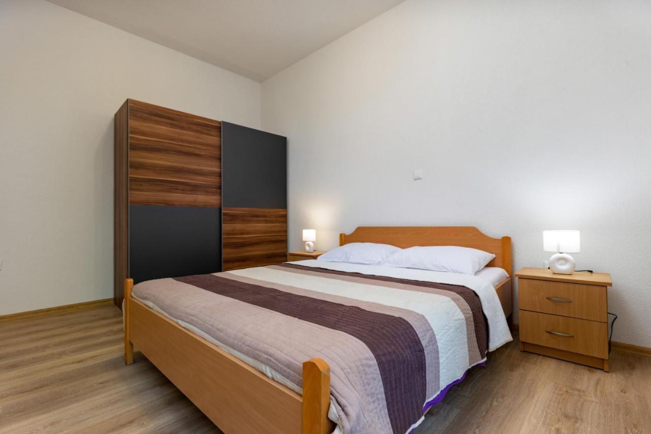 Top Central Apartments Пула Екстериор снимка