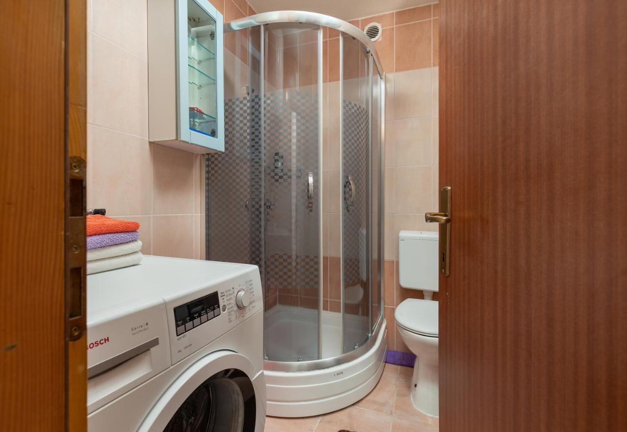 Top Central Apartments Пула Екстериор снимка
